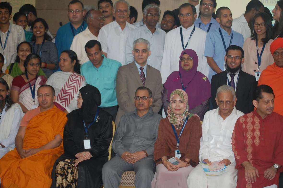 Sri-M-at-G20-Interfaith-Summit-Preconference--at-Thiruvananthapuram-2