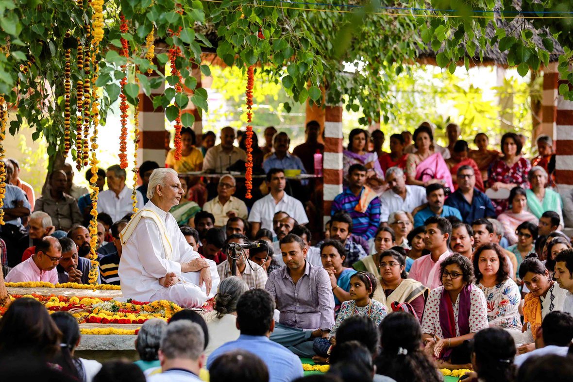 Guru-Purnima-2017---Sri-M-madanapalle-campus-1