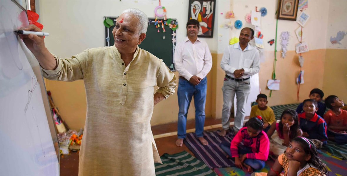 Chanda-Satsang-Vidyalaya-founded-by-Sri-M